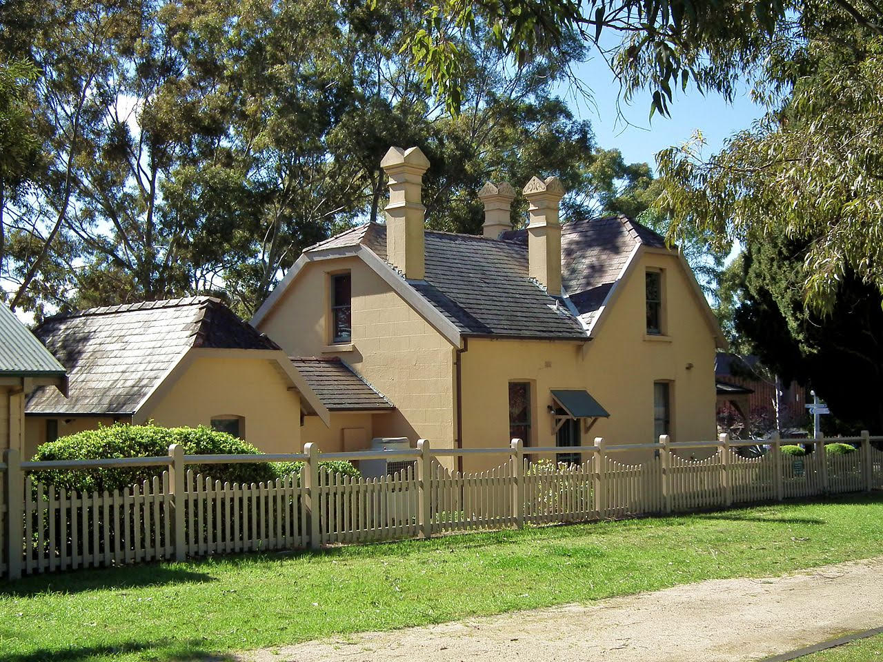 Macquarie Park Gate House Parramatta